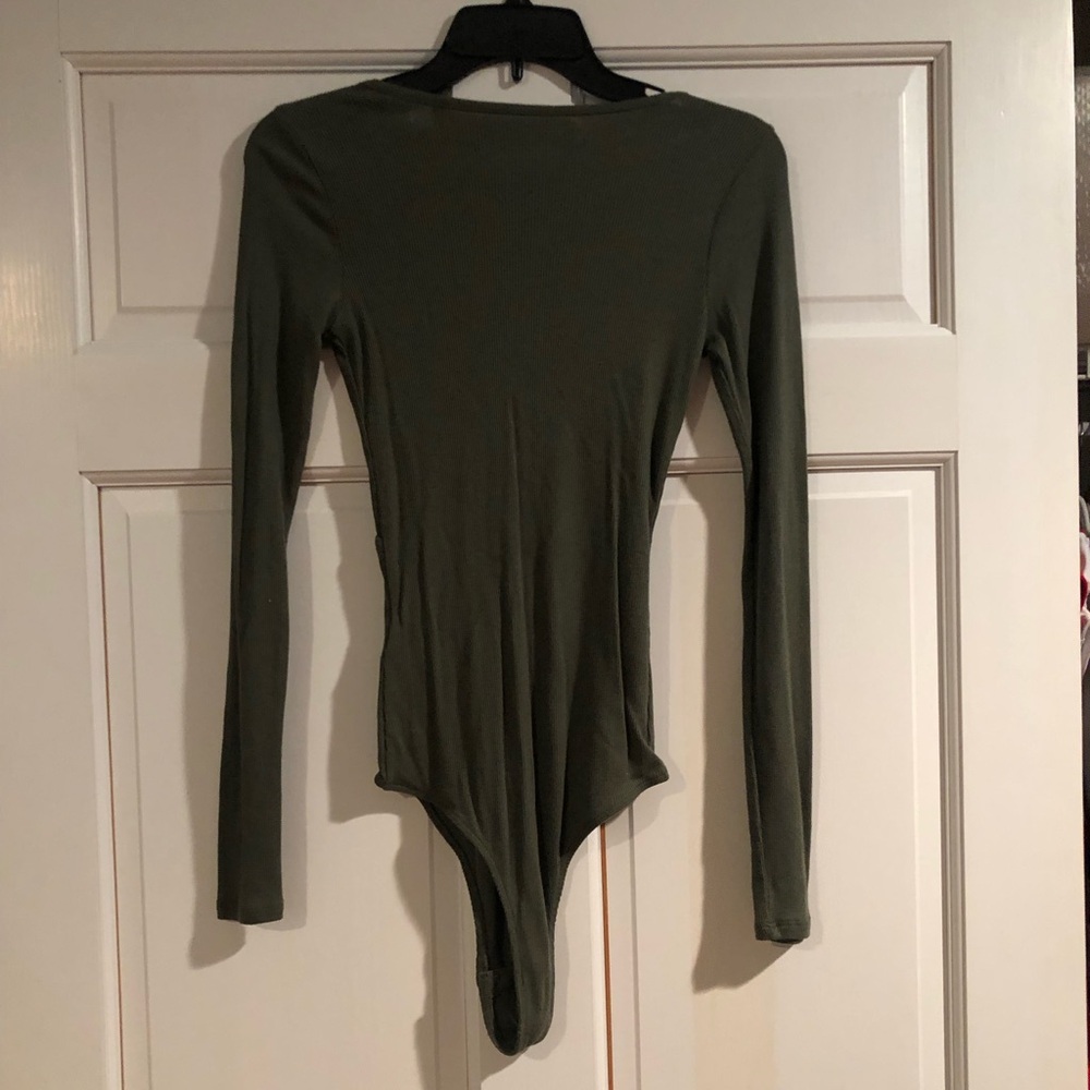Hollister Green Bodysuit - Picture 6 of 7